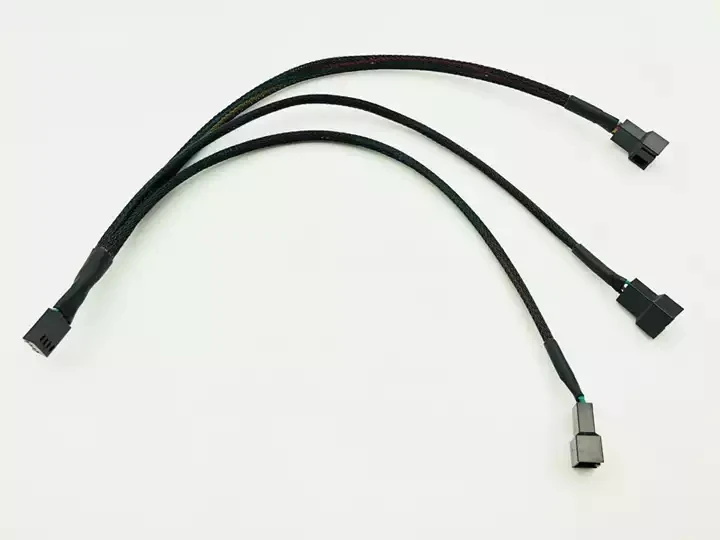 Hot sale 4Pin Splitter Cable 1 to 3 PWM 4P Female to 3/4 Pin PWM Fan Adapter for Computer Case CPU Cooling Fans Hub Cable