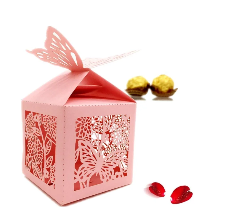 Laser Cut Butterfly and Flower Creative Chocolate Box Wedding Favors Candy Boxes Gifts Box Marriage Party Decors