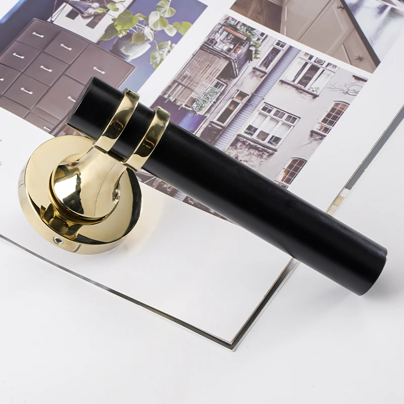 2022 European Style Door Handle Furniture Zinc Gold Round High Quality Inner Door Handle Magnetic Door Loc