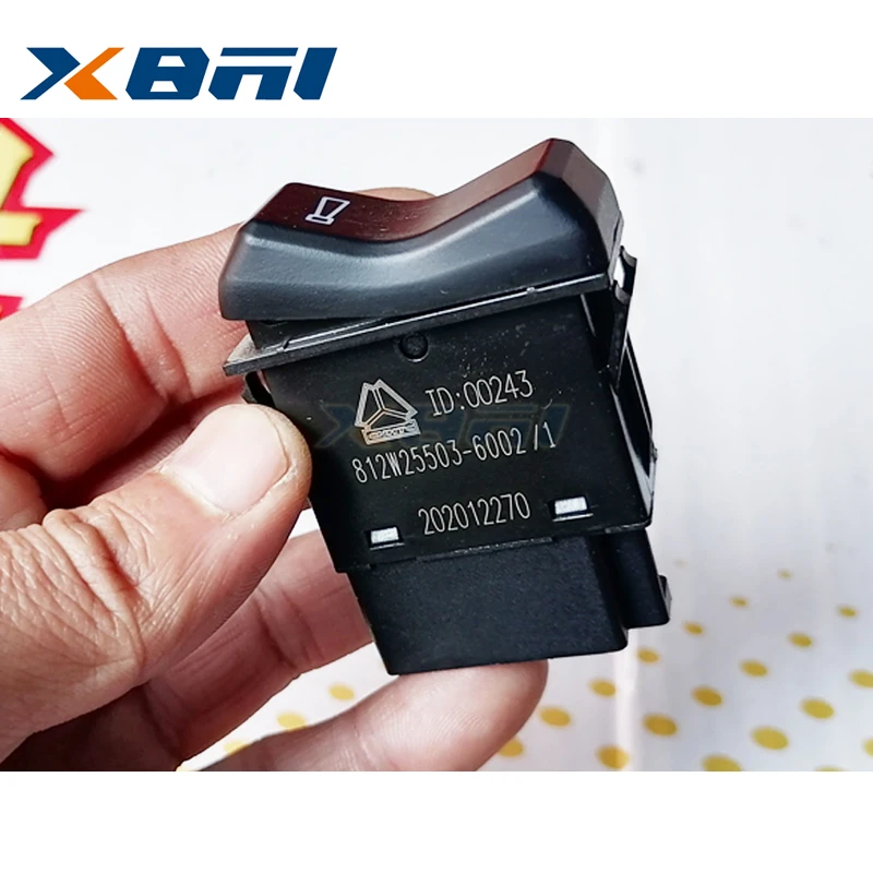 Original horn transfer switch for SITRAK C7H MAX G7H SITRAK C9H SINOTRUK Spare parts Warp-plate Switch 812W25503-6002