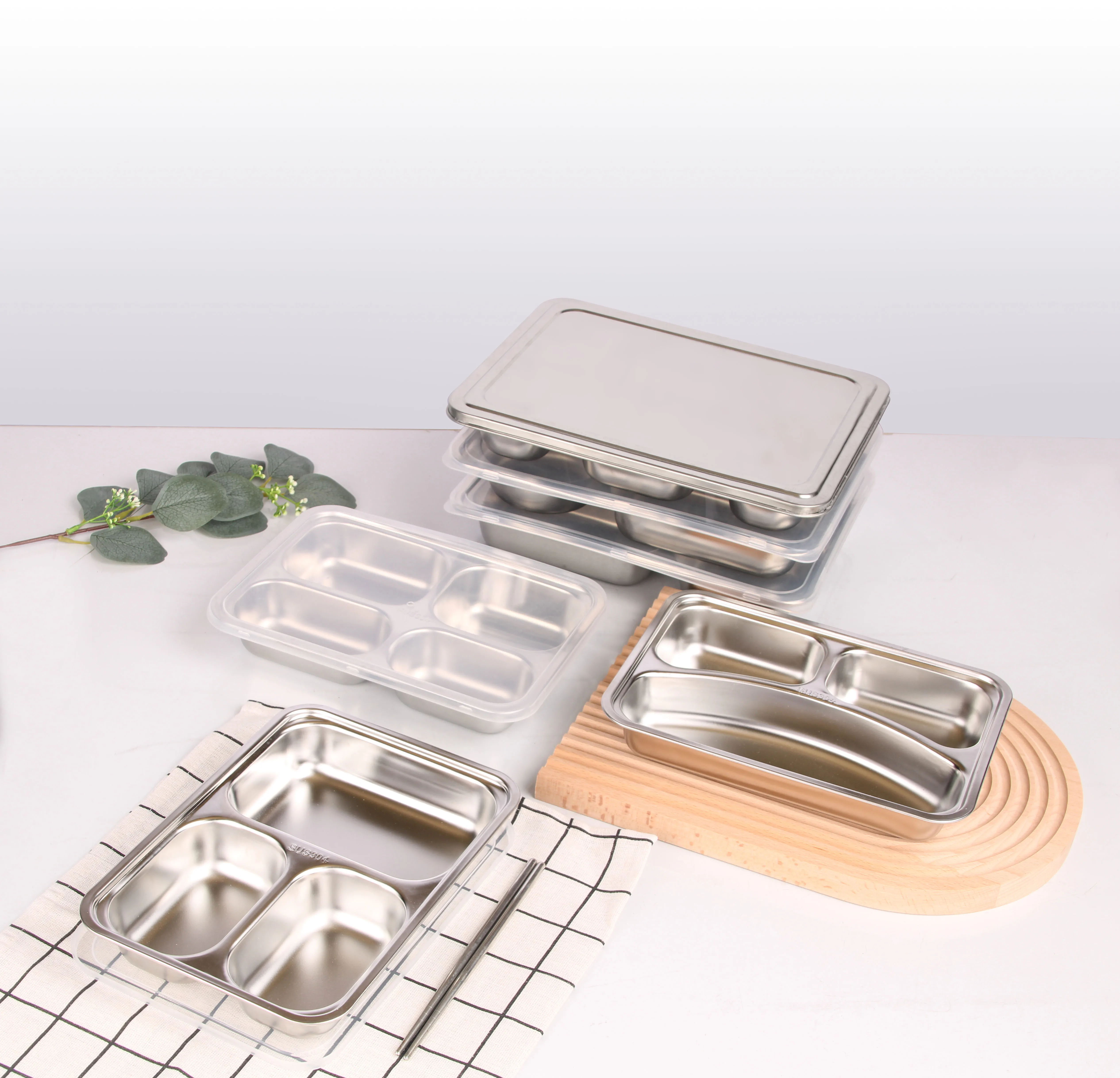 Stainless Steel Compartment Tray Canteen School Lunch Tray With Lid Bento Box Food Container