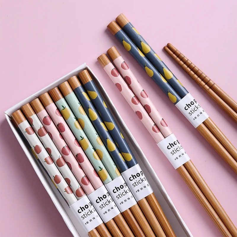 Wholesale 8 Pairs Japanese  Print Box Packed Reusable Chopsticks Non-slip Gift Bamboo Chopsticks