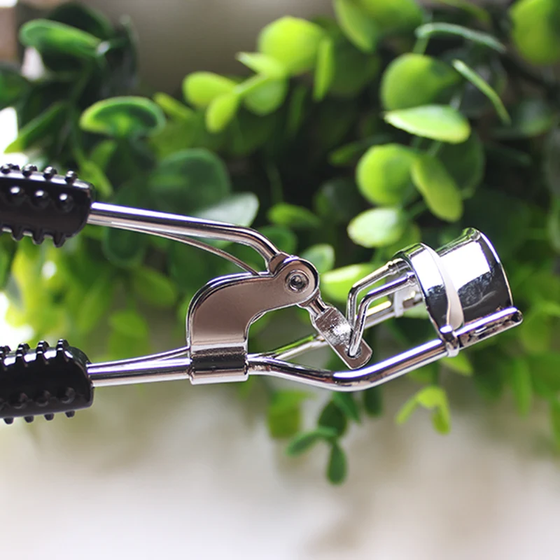 New Design Low MOQ Eyelash Curler Makeup Tools Classical Concise Eye Lash Curler