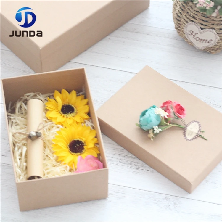 China Manufacturer Christmas Design birthday small paper gift box