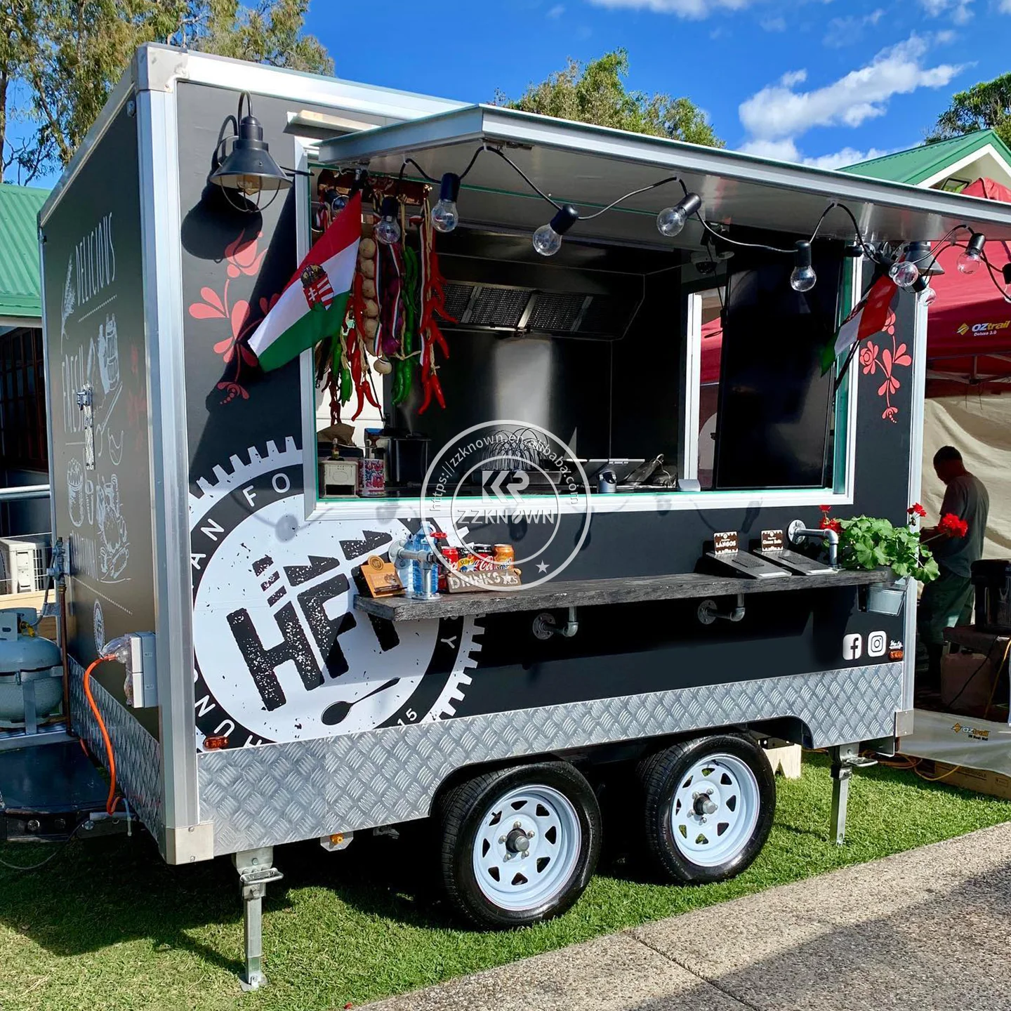 Customized food truck rolling cart fast food machine snow cone trailer food cart cooking trailer hamburger carts