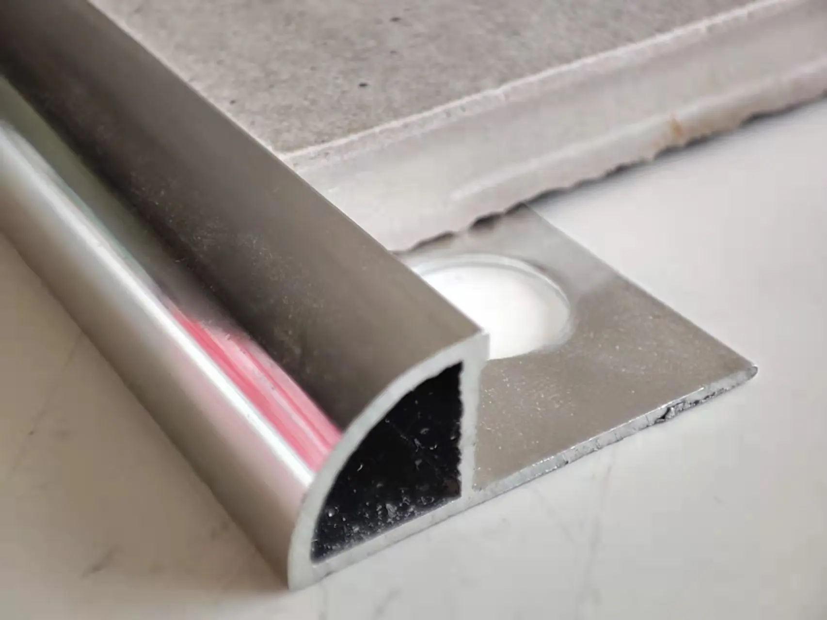 Quarter Round Edge 1/4 Circle Shape Aluminum Alloy Tile Trims Edge Metal Trim Profiles OEM Factory Price