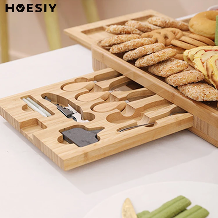 Natural Bamboo Cheese Cutting Tray Logo Custom Cheese Serving Platter Cheese Board With Knives Charcuterie Board Set