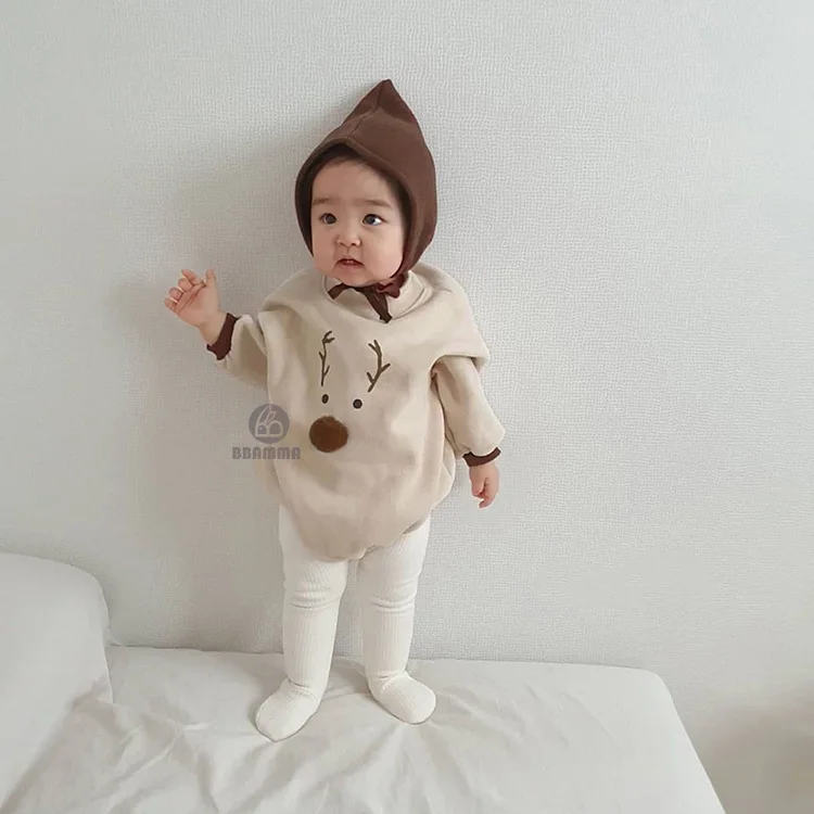 Baby warm jumpsuit with plush winter style for boys and girls, long sleeved romper for Christmas, crawling suit for babies, autu
