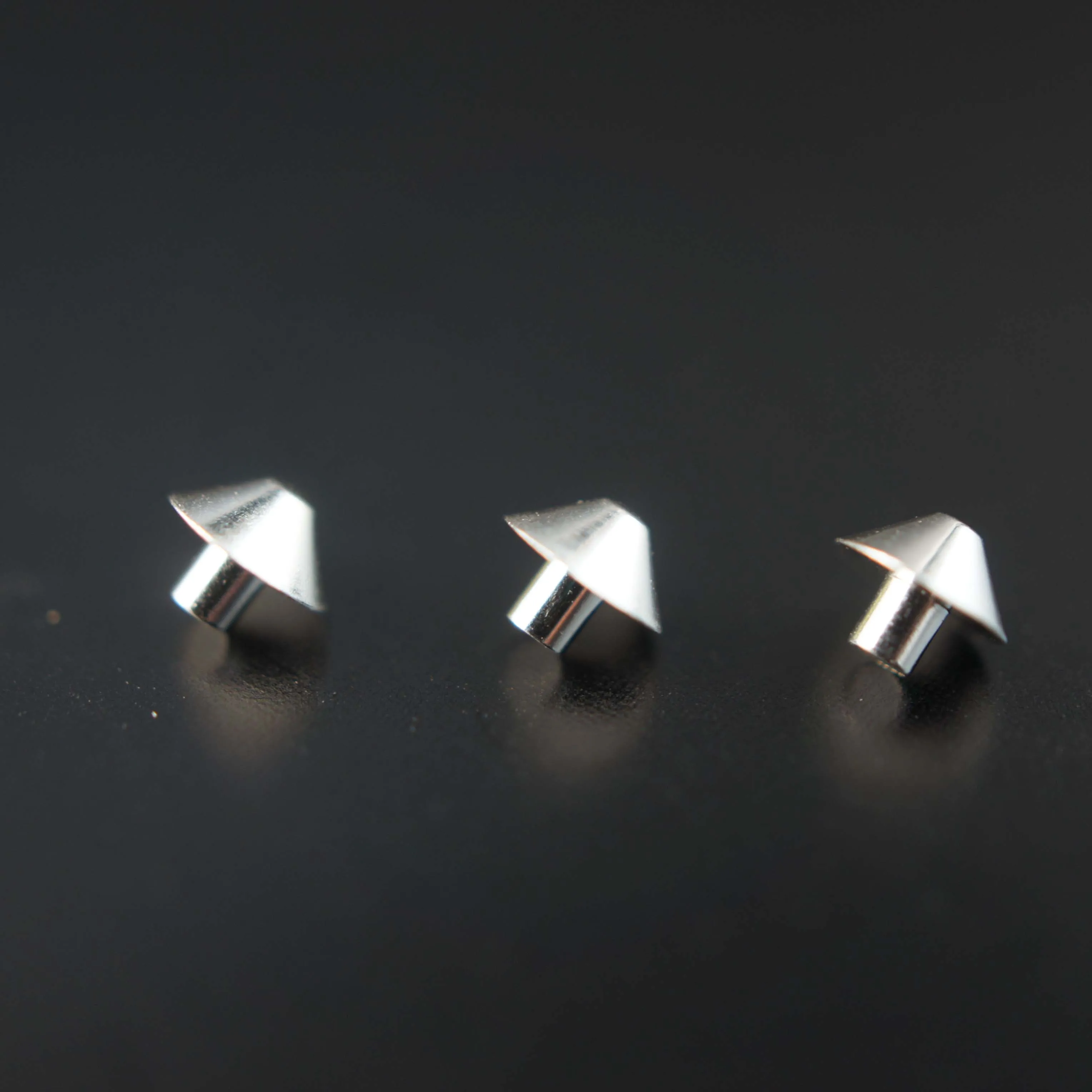 Electrical Contact AgNi Solid Silver Rivet Contact for Relay