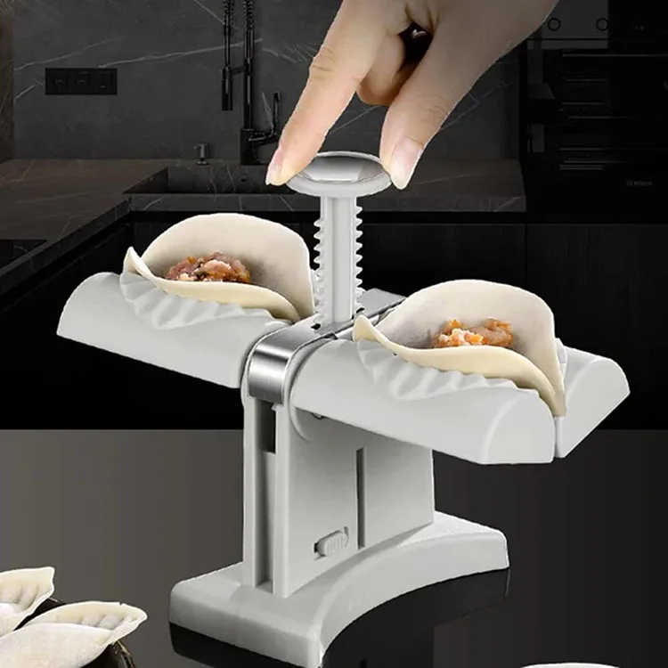 dumpling maker1.jpg