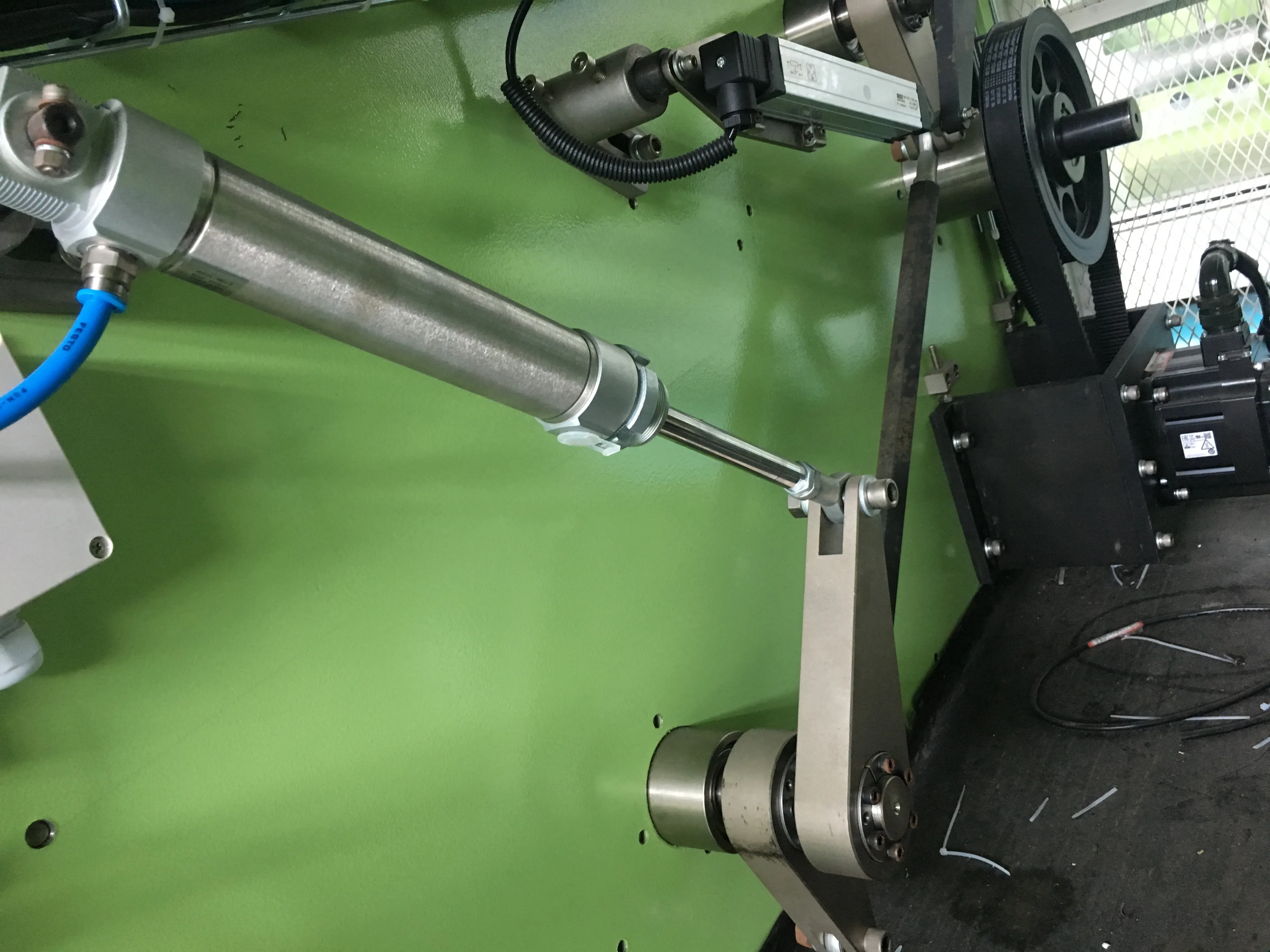 High quality Automatic baby diaper machine japan production line