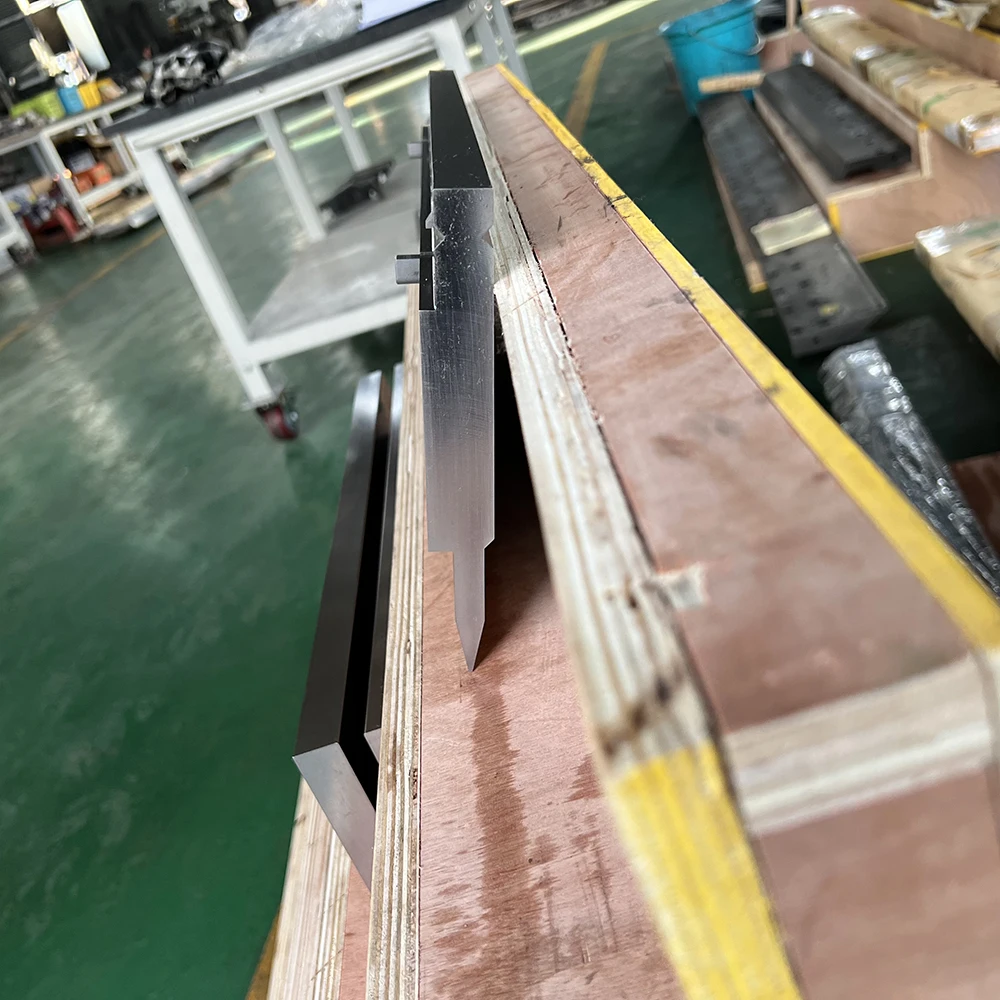 Customized High Precision CNC Press Brake Tooling Die For Metal Bending