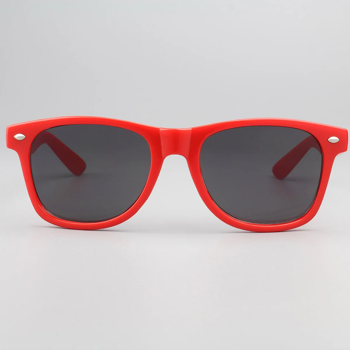 Wholesale Cat 3 UV400 protection CE Red sunshade sunglasses latest fashion men and women Sun glasses private brand glasses