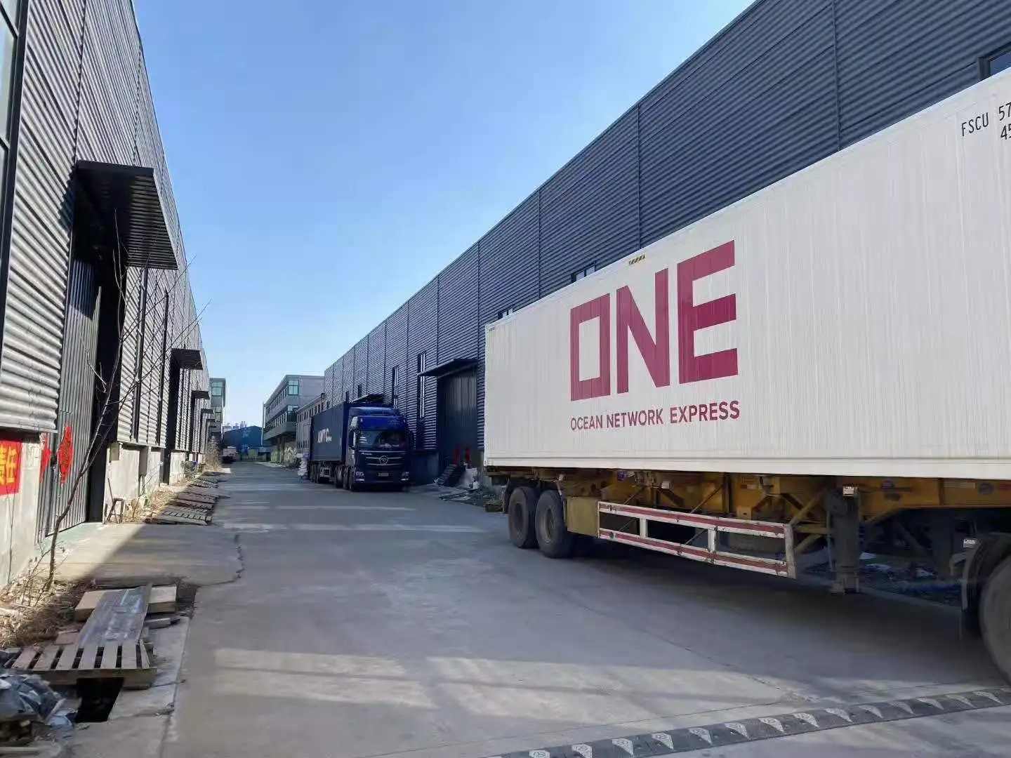 Wall Mural Photo Wallpaper 3D 5*5 Cm Mirror Stickers Soundproof Brick 3D Wallpaper