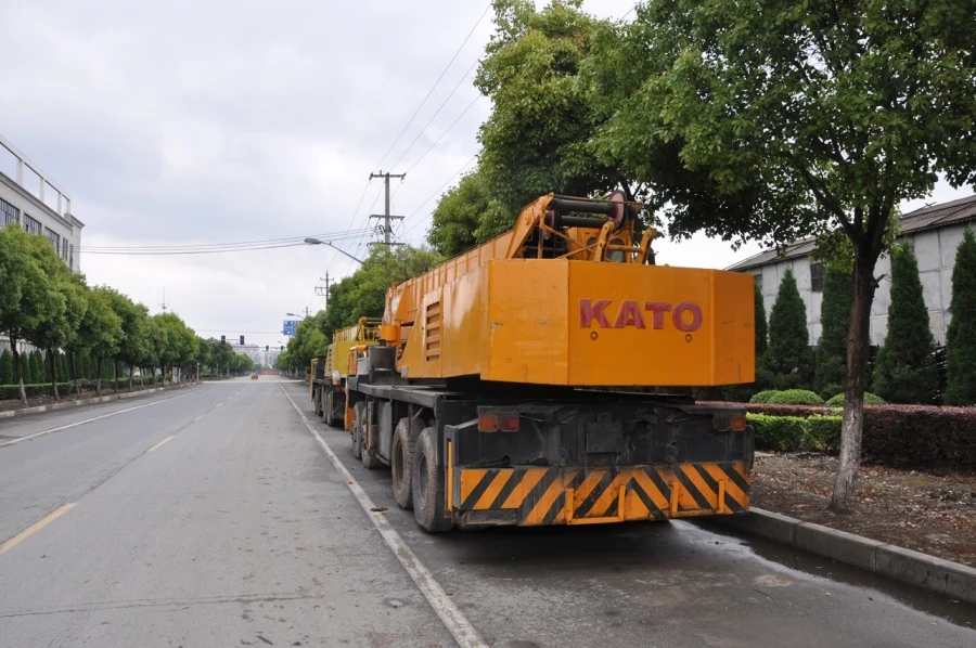 Construction kato 50ton crane used Japan truck crane nk500e for sale