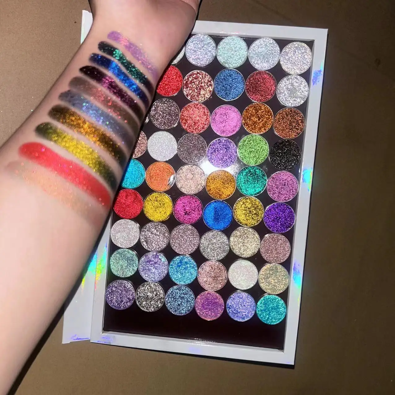 duochrome multi duochrome sparkly multi colors Luminous vegan glitter magnetic pan multi chrome eyeshadow