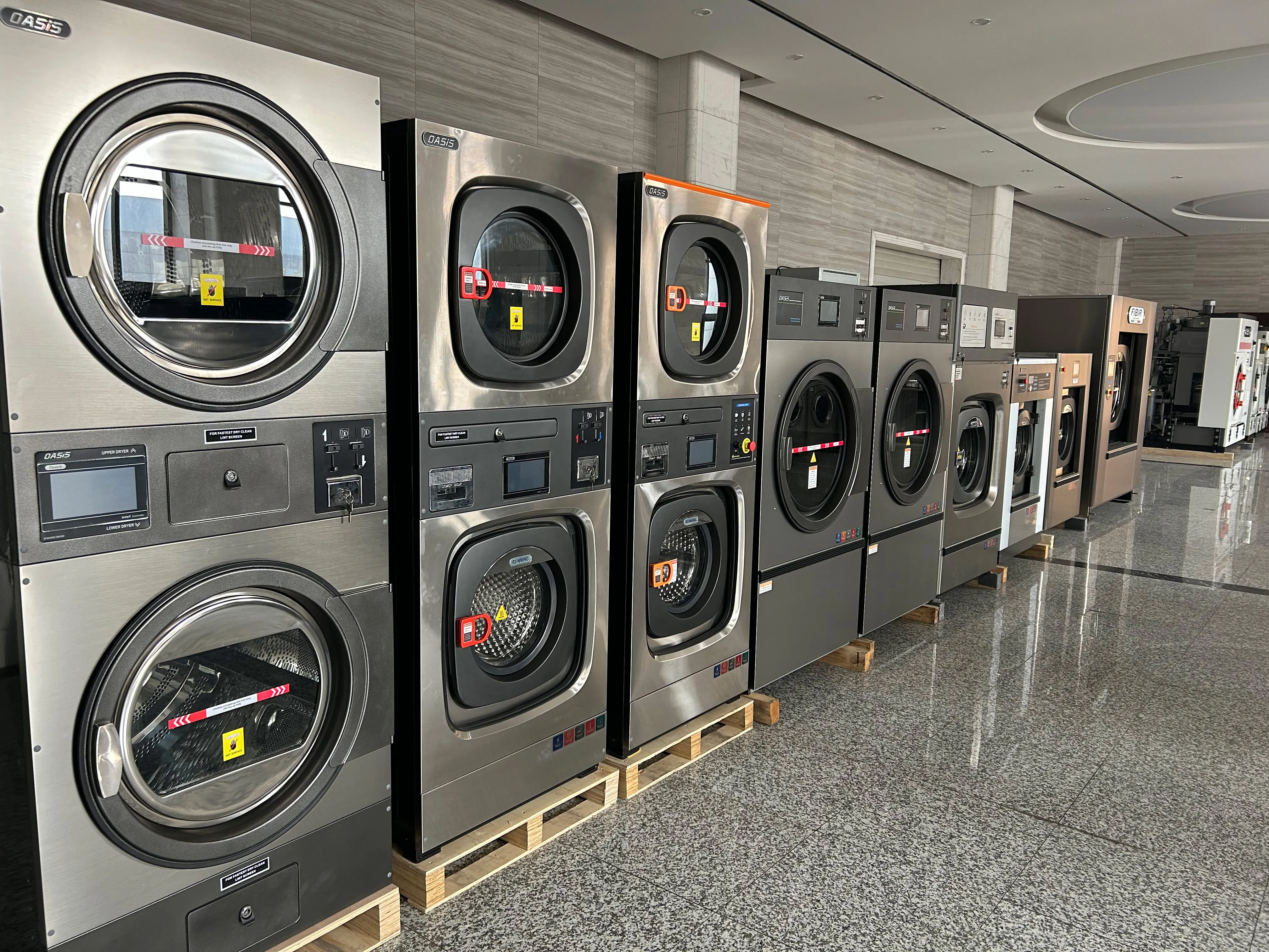 Large Capacity 15Kg Commercial Laundry Stacked Washing Machine With Coin American Self-Service Laundry Vending Station