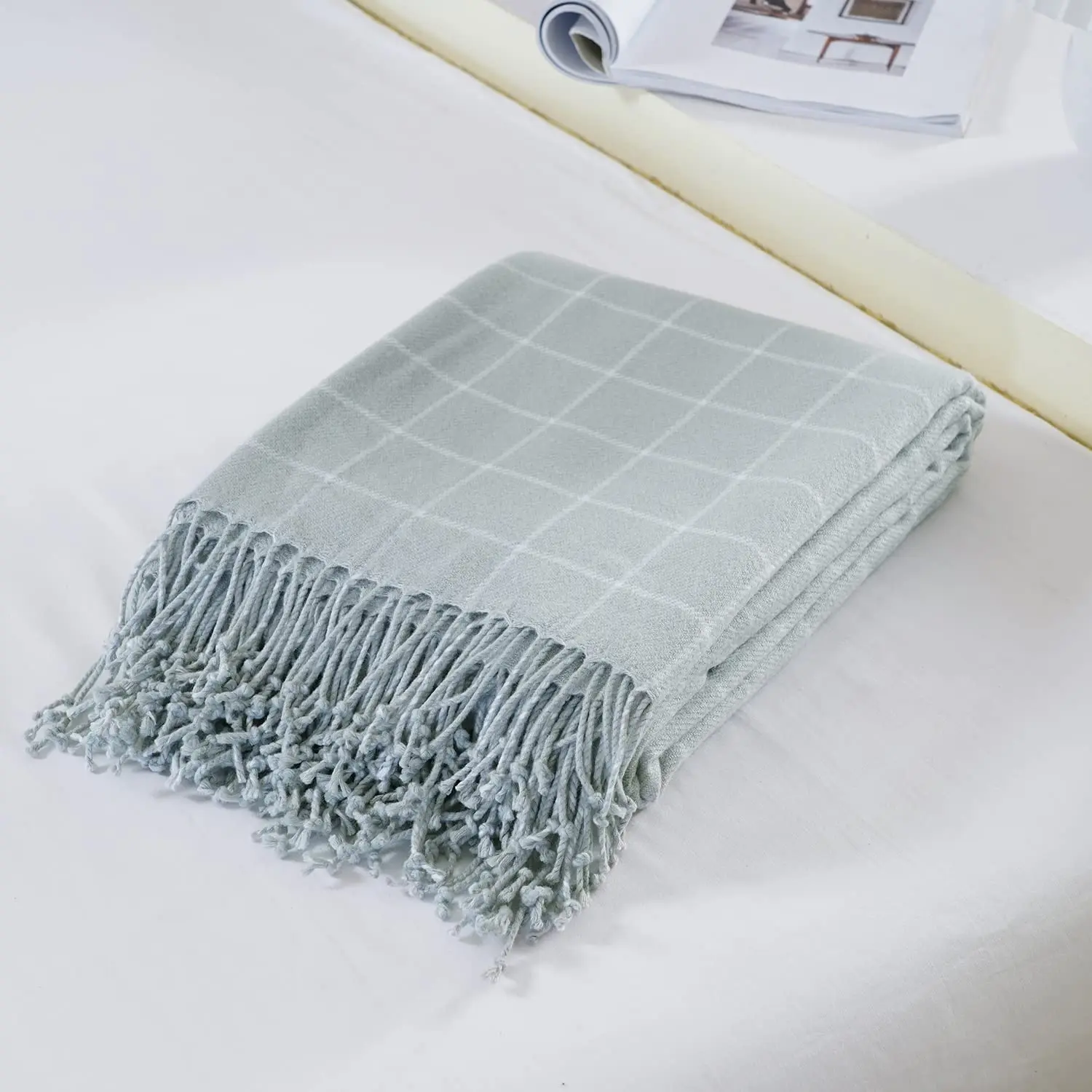 manufacturer directly supply hot warm soft popular plaid winter acrylic knit blanket