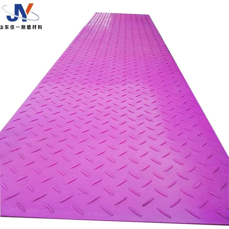 Black Vehicle Construction Composite Plastic Lightweight durable Temporary Ground Protection Mats 4X8