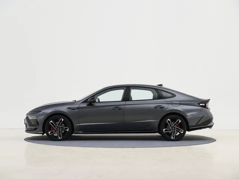 2024 China Beijing H yundais Sonata, left-hand drive 210km/h 1.5T 8-speed automatic manual, 4-door, 5-seat mid-size sedan.
