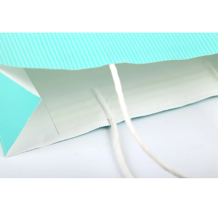 Competitive Price Biodegradable Firm Bottom Durable Paper Bag Garment Craft Paper Bag With Handle