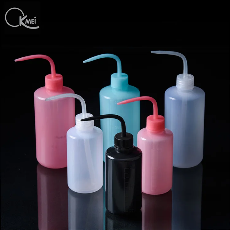 Multi meat watering kettle plastic curved spout with scale squeeze type rinsing bottle