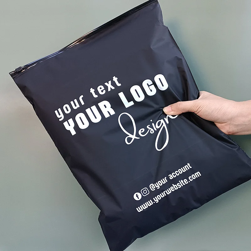 Custom Clothes T-Shirt Plastic Packing Bags Resealable Ziplock Bags Glossy Zip Seal Black Frosted Zipper Bag For Clothing