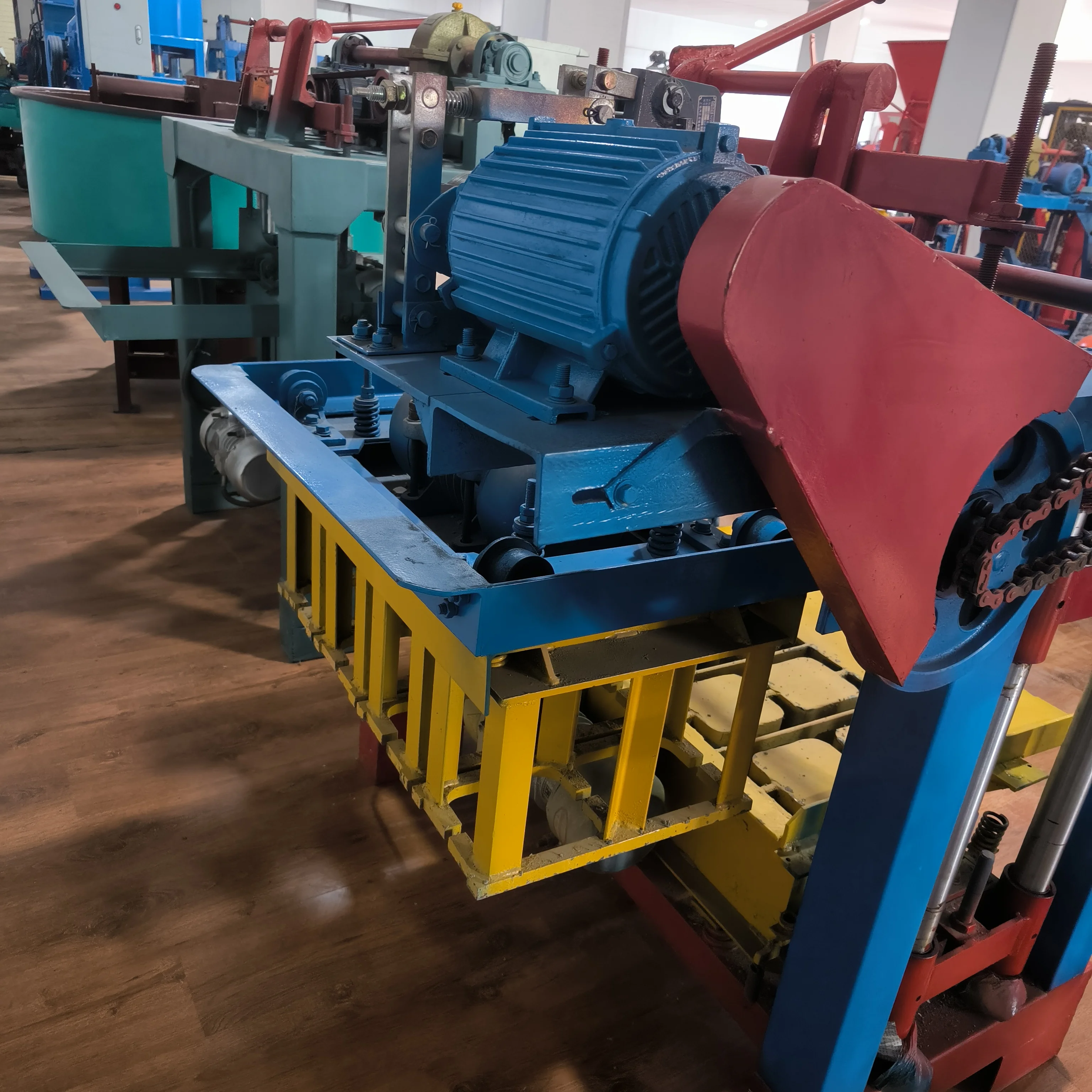 Concrete cement brick making machine Cement ventilation brick making machine Concrete block laying machine