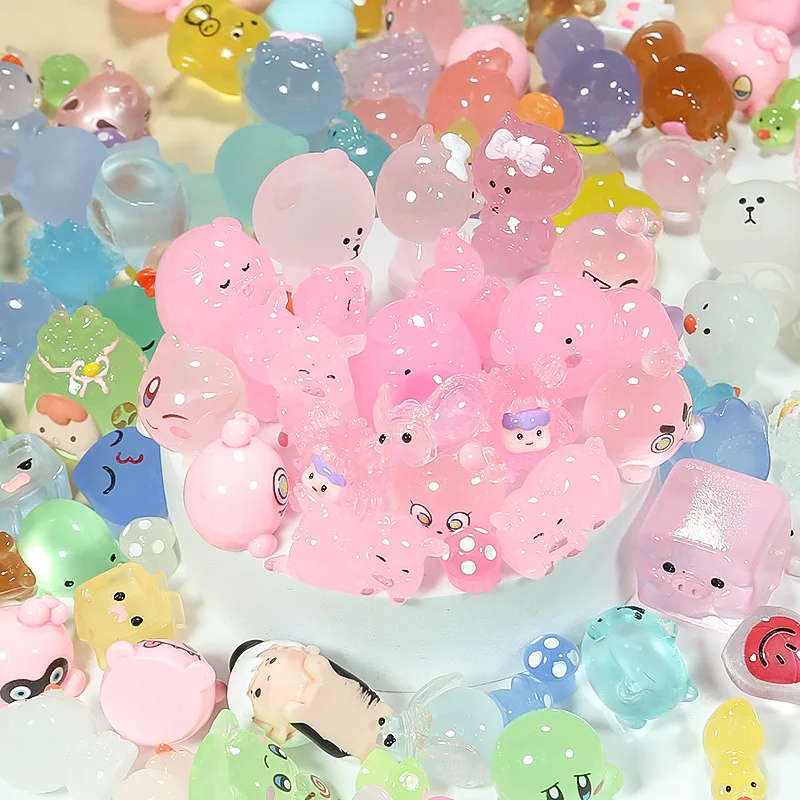 50pcs/bag Luminous Glowing Resin Charm 20 Types Glow in Dark Crafts for Keychain Bracelet