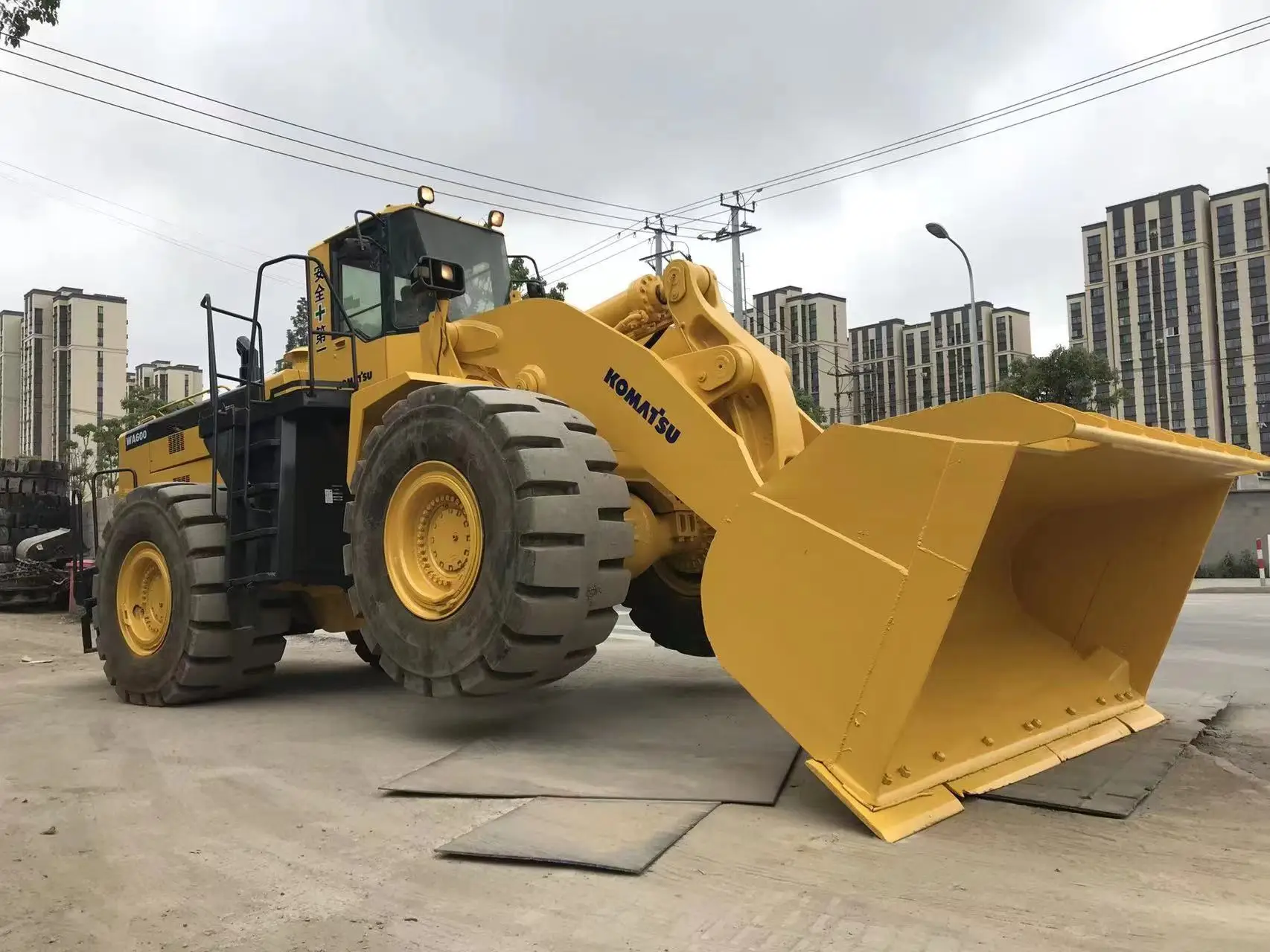 Komatsu WA600-3 Loaders used good working condition komatsu wa600/wa500 wheel loader heavy construction equipment for sale wa500