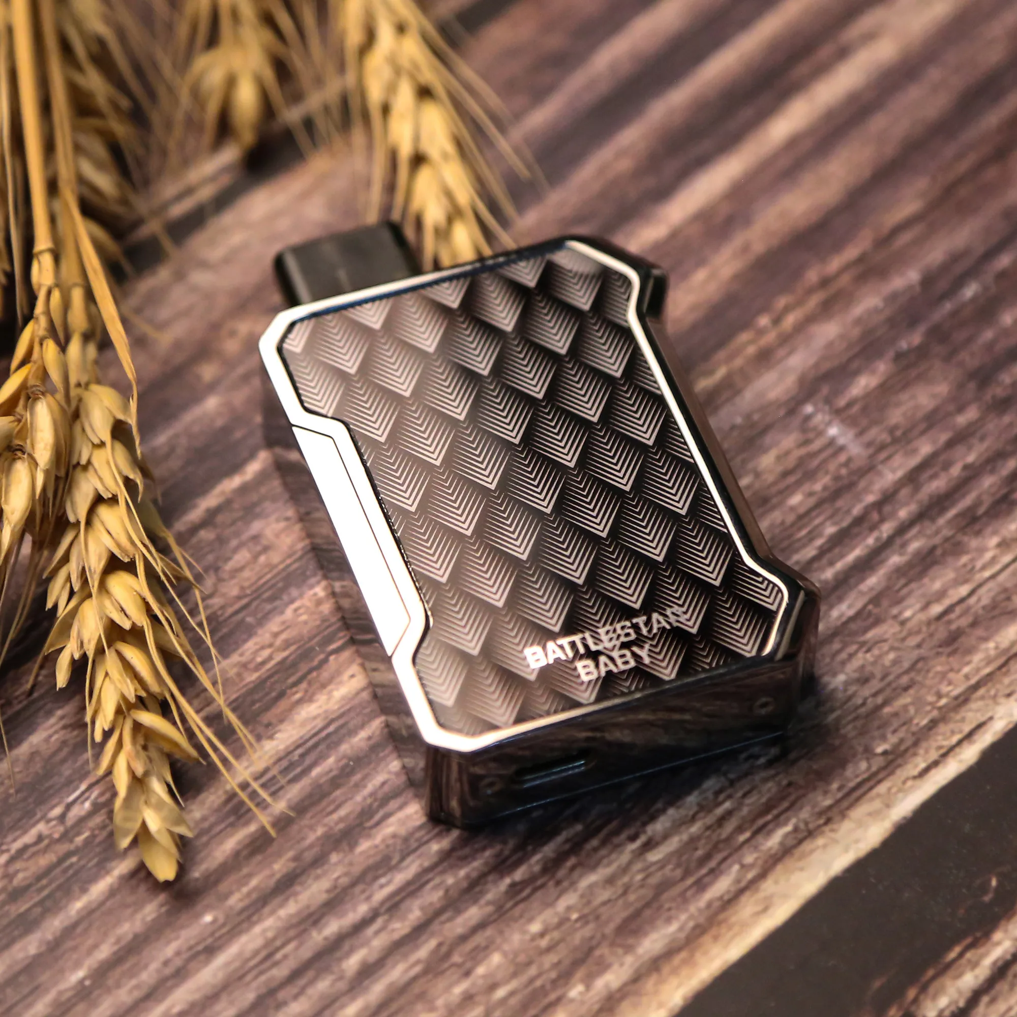 
Trending e Cig Products Smoant Battlestar Baby Vape Pod System Kit 750mAh Vaporizer Pod System 