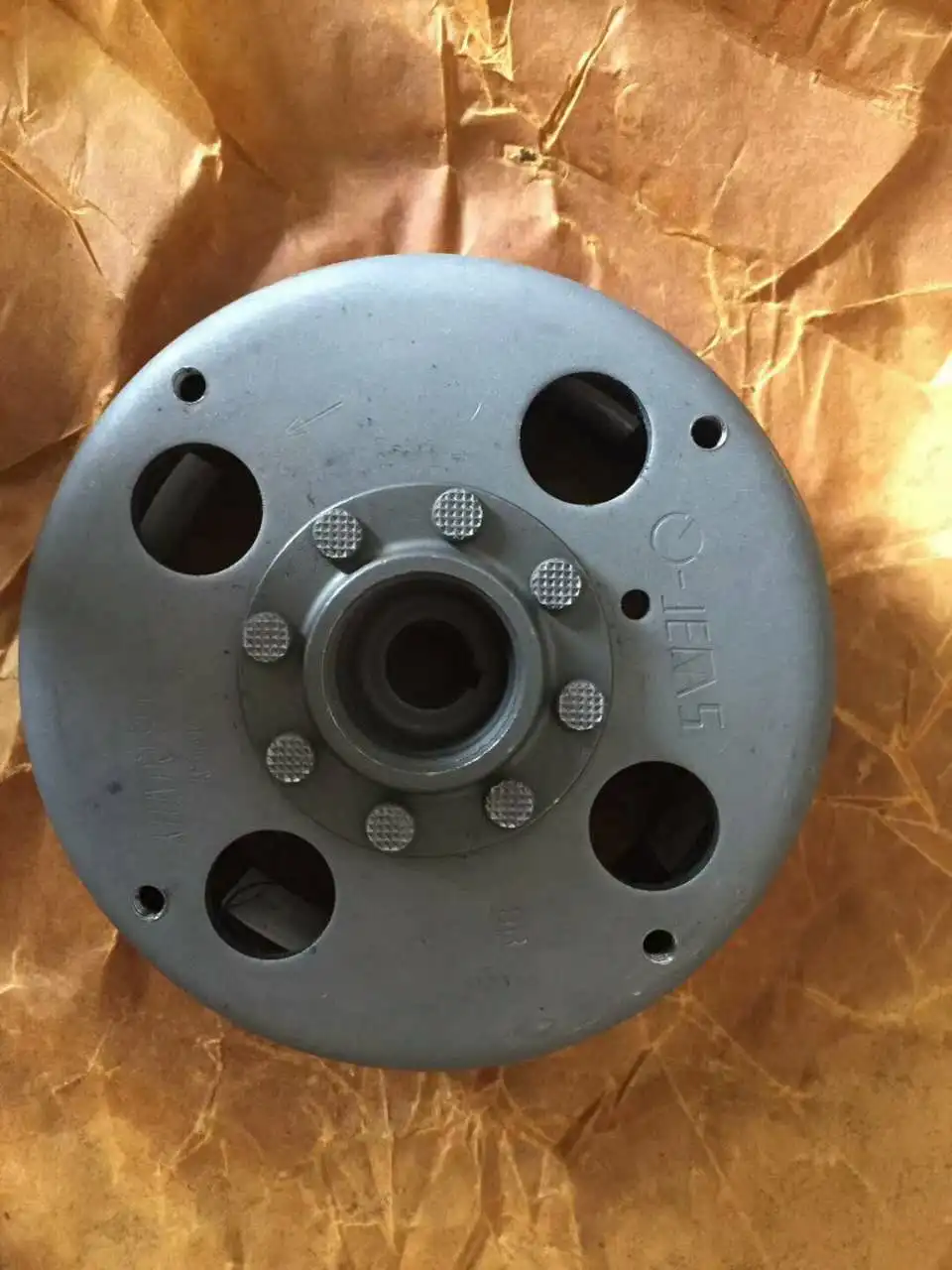 OJENAS Professional Chainsaw Spare Parts 070 105cc Dolmar chainsaw Flywheel Magneto with 4 Holes 2 Holes