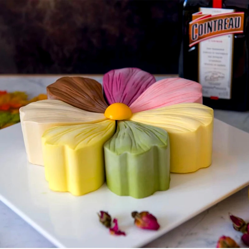Seven color petal mousse mold French dessert cake silicone mold