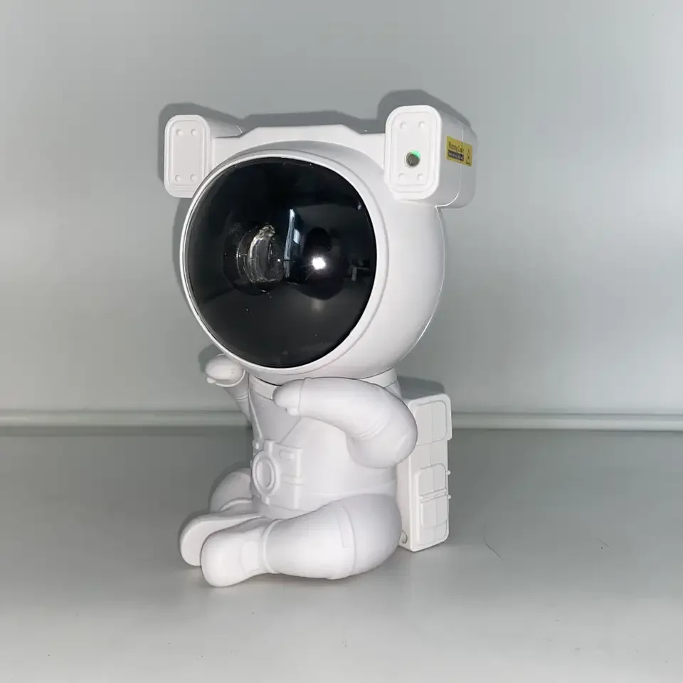 Factory Commercial Led Astronaut Light Starry Sky Projection Lamp Astronaut Night Light Star Projector