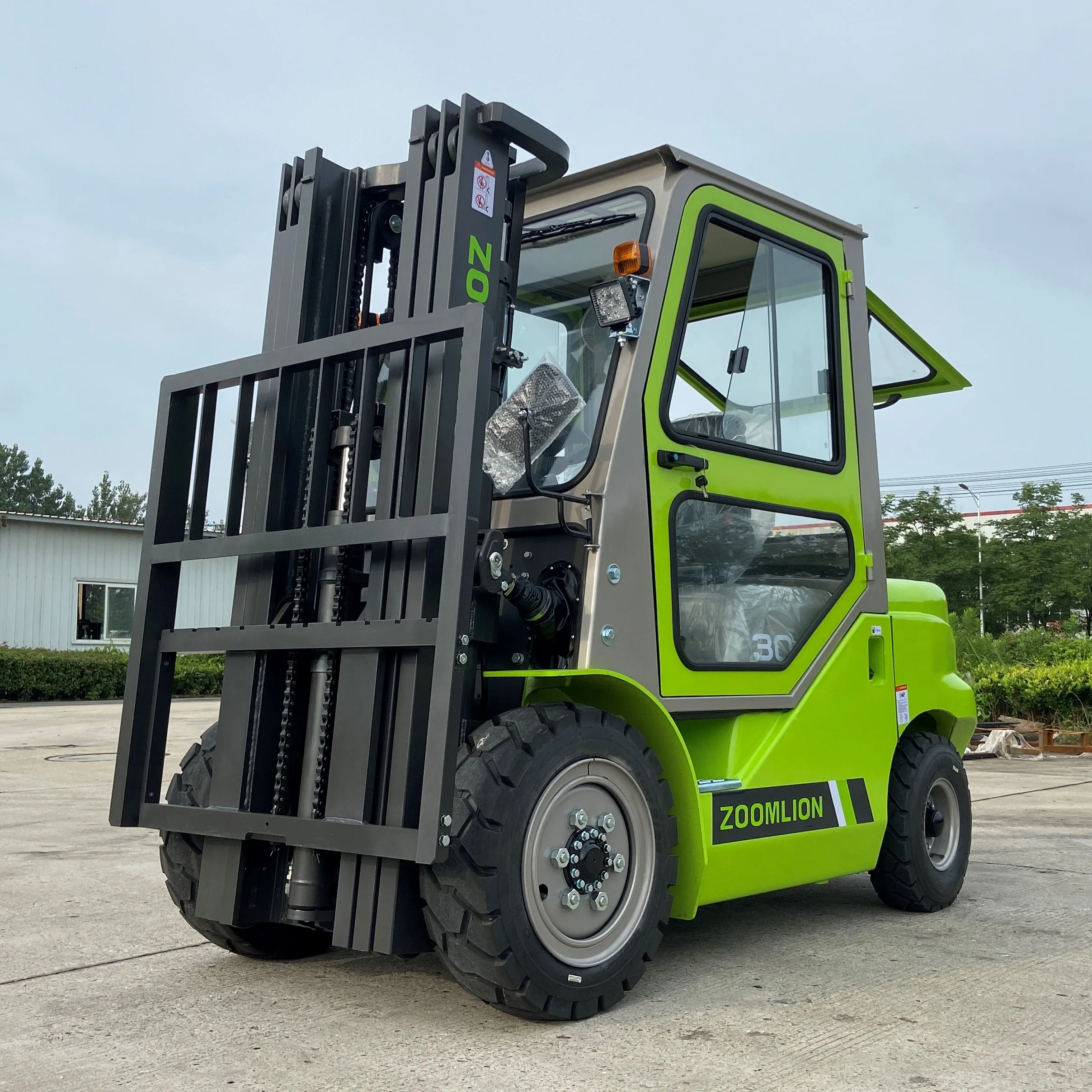 Fork lifter with cabin block clamp 3.0 ton diesel 3ton forklift price