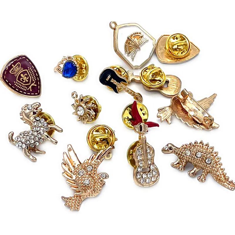 Customizable Yellow Gold Embossed Custom Shape Enamel Flag Luxury Metal Suit Star School Pin badge