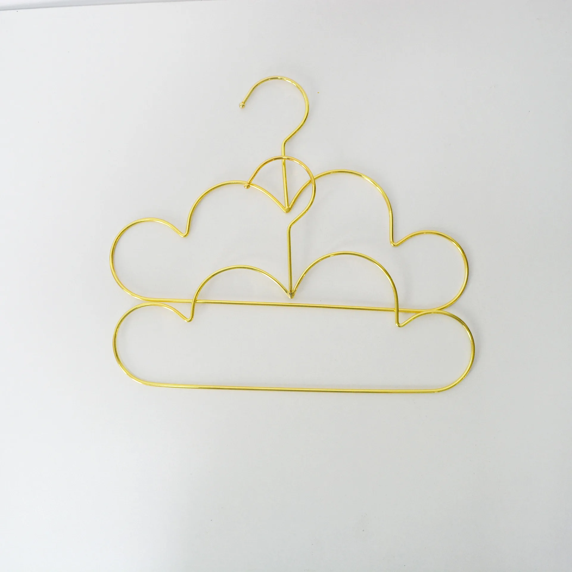 Factory Wholesale Boutique Gold Children Coat Size Cute Cloud Shape Small Hangers Kids Hanger For Clothing Store Kids