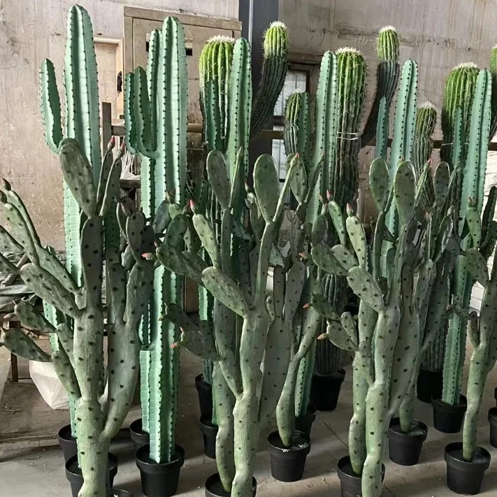 KEWEI-J787 Wholesale Large Outdoor Ornament Muilti Styles Artificial Succulent Plants Plastic Cactus Artificial Cactus Plant