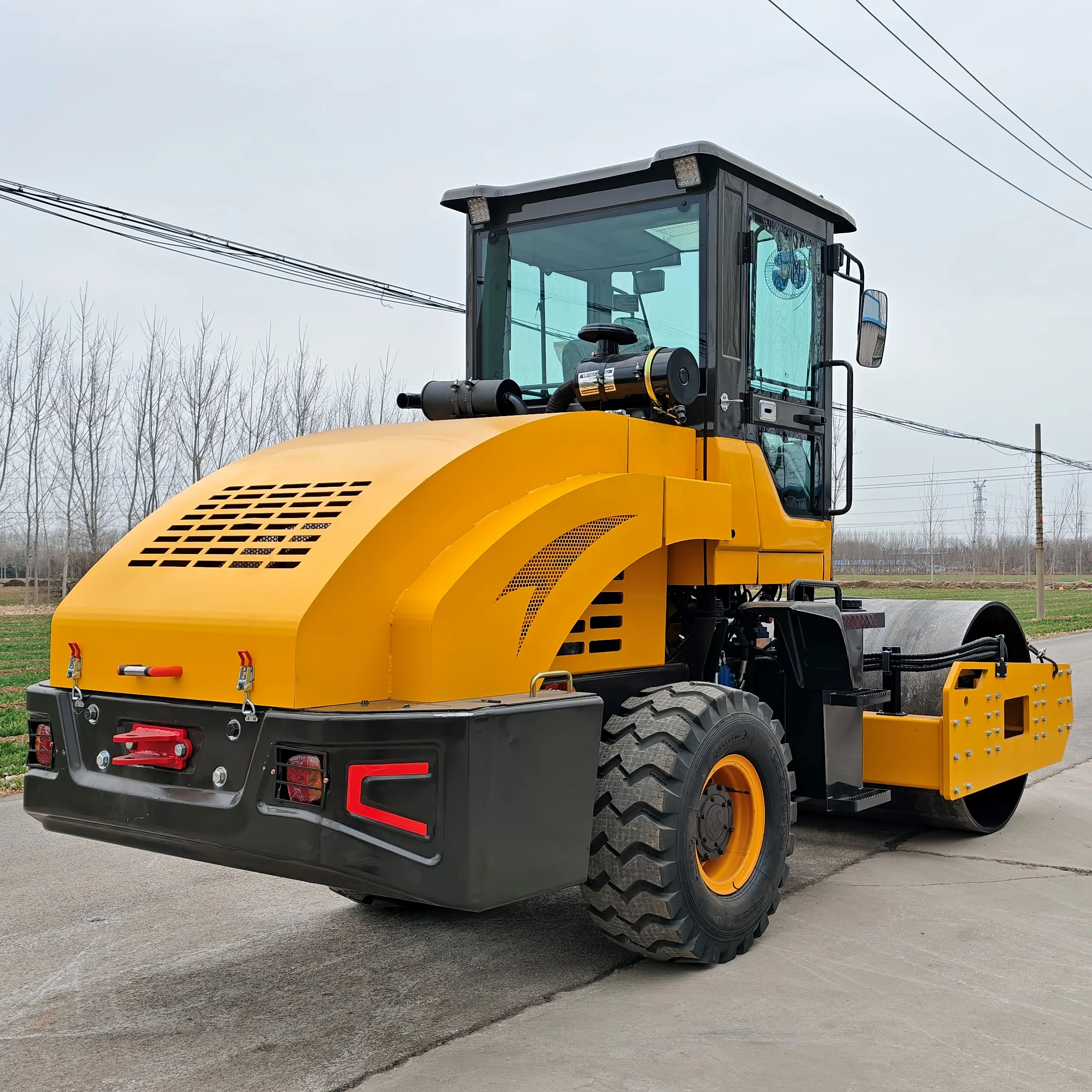 Hot Sale 4 tons 6 tons 8 tons Portable Fully Hydraulic Mini Asphalt Roller Price