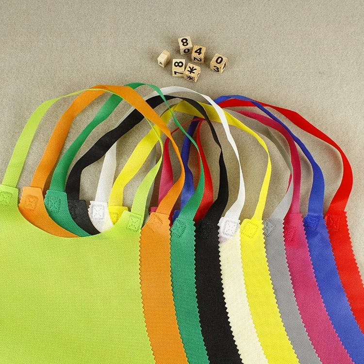 Disposable non woven apron hot pot restaurant barbecue meal lobster anti fouling oil bib apron custom logo