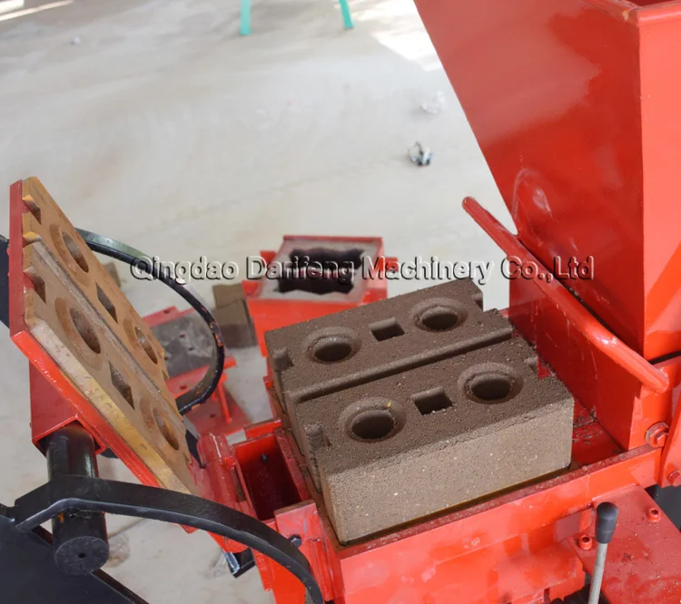 Ручной аппарат для изготовления блоков лего DF2-25 Eco Brava, аппарат для изготовления блоков из глины