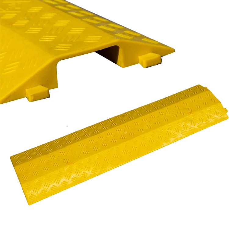 Road Floor Safety Heavy Duty 1 Channel Pvc Protective Cover Cable Guards Speed Breaker Bumps Rubber Cable Protector Ramps