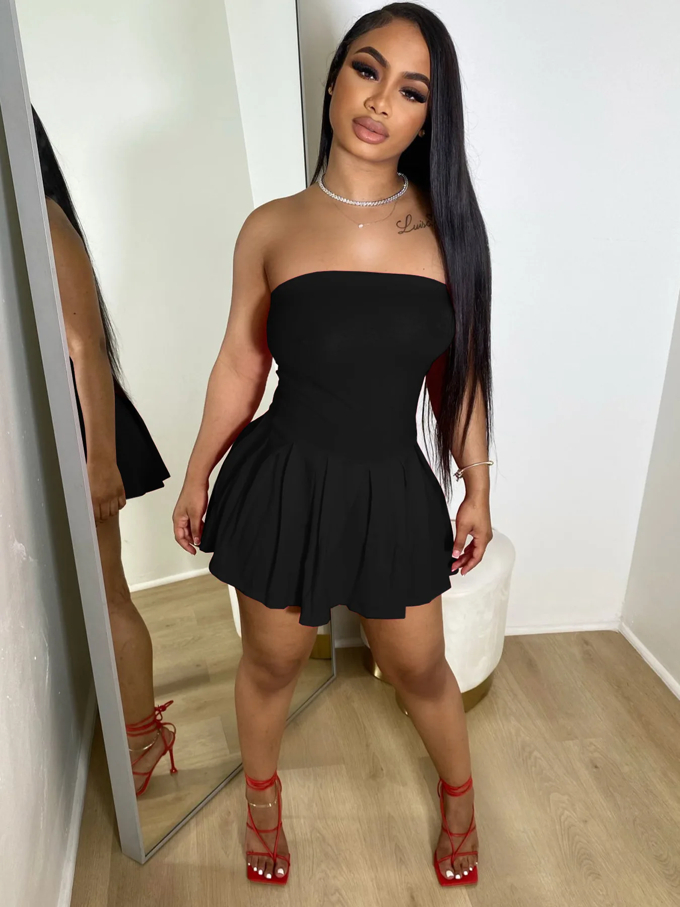 2024 Summer New Fashion Slim Fit High Waist Pleated Skirt Solid Color Off Shoulder Bra Dress