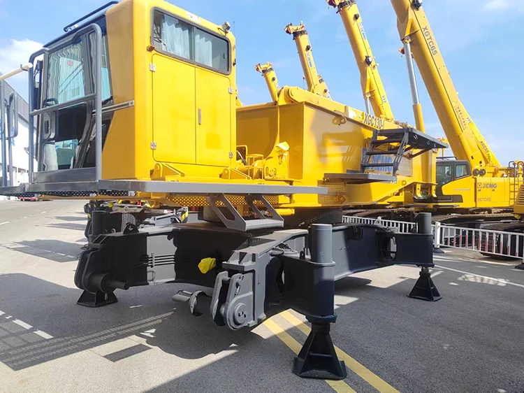 XCMG Official XGC130-I Second Hand Hydraulic Crane 130ton Hoisting Equipment Crawler Crane Price for Sale