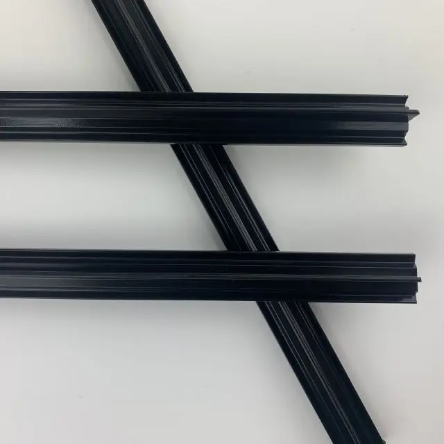 CT20MM PA66 GF25 Customized High Precision Extrusion Thermal Barrier polyamide strip