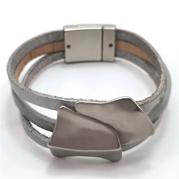Professional manufacturer jewelry leather magnetic bracelet, irregularity magnet lock bracelets bangles 2022 New