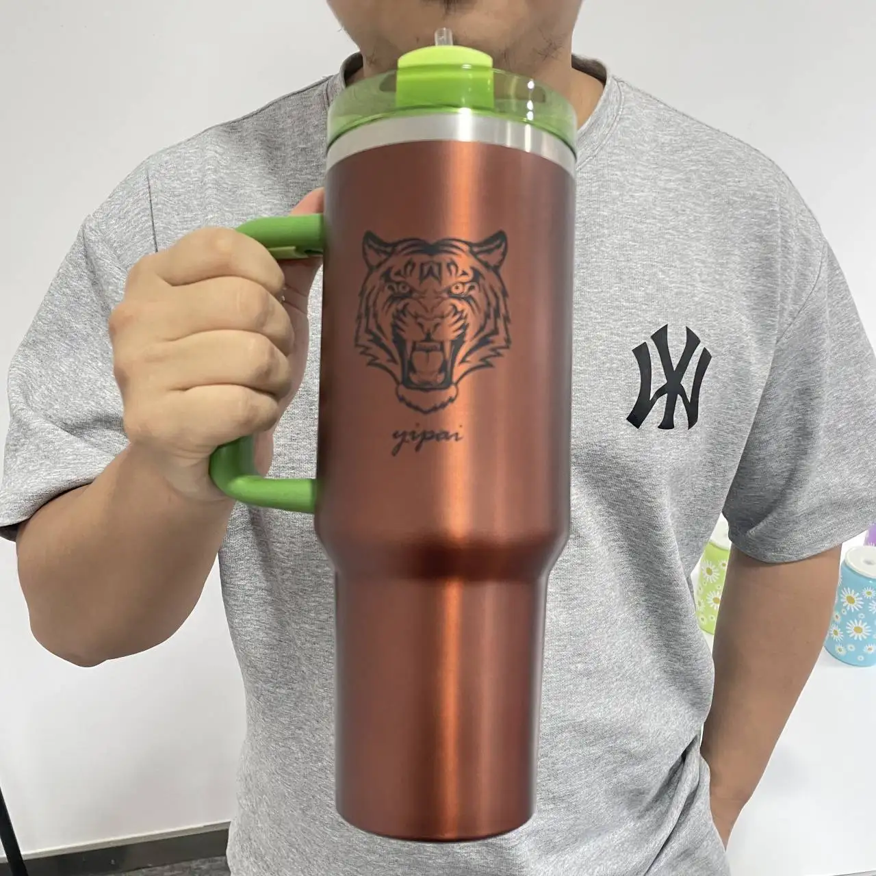 ready to ship thermos  with handle cup moonshine H2.0 40oz tumbler blank sublimation with green lid and handle