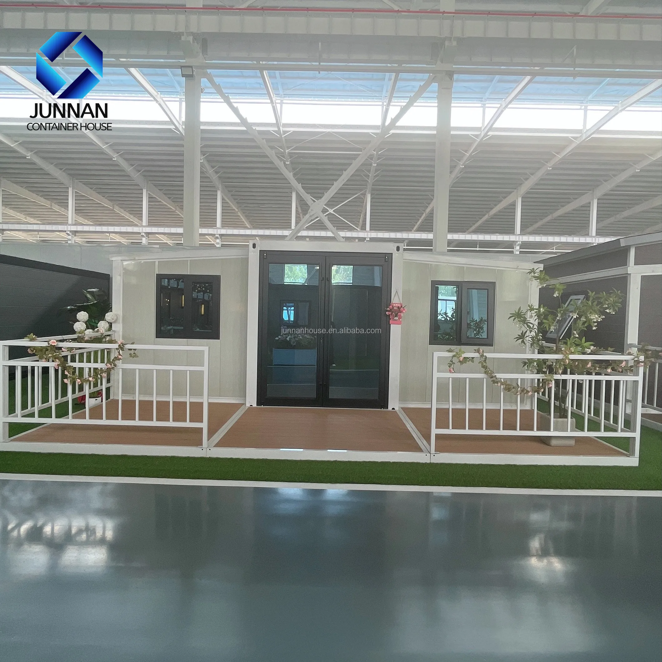 2024 Factory House Manufacturers Luxury Mobile Prefabricated Portable Tiny Homes Casa Living Detachable Container Office House