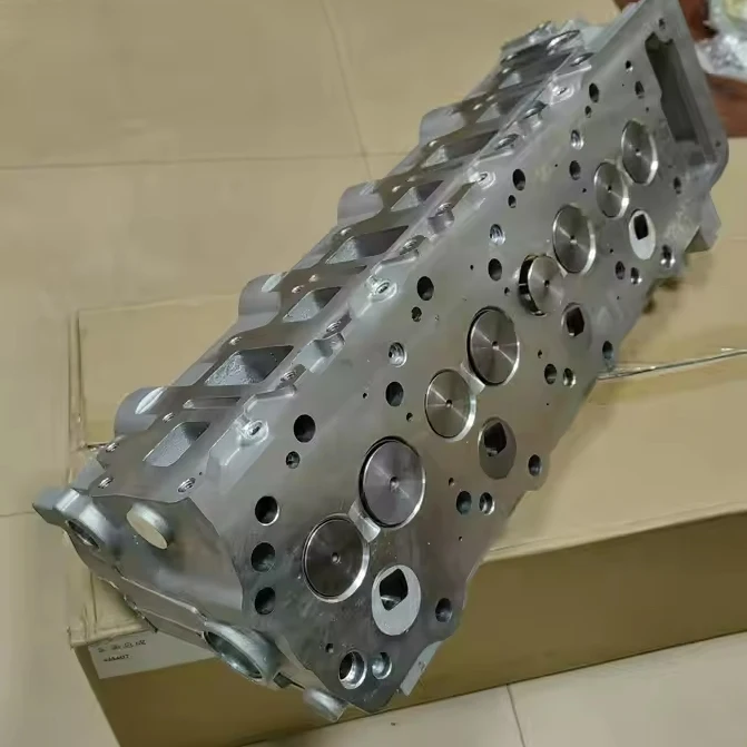 Machinery engines part 4M40 cylinder head