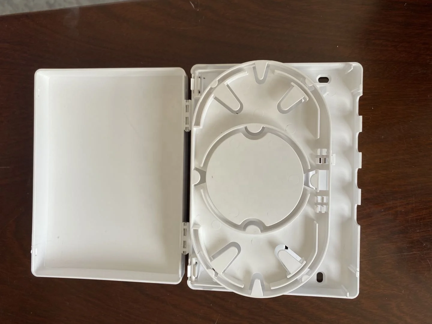 [Cixi Guangjia]FTTH Fiber Optic Termination Box Indoor Telecom Distribution Box Caja De Optica 4 Core Plastic Nap ATB Rosta